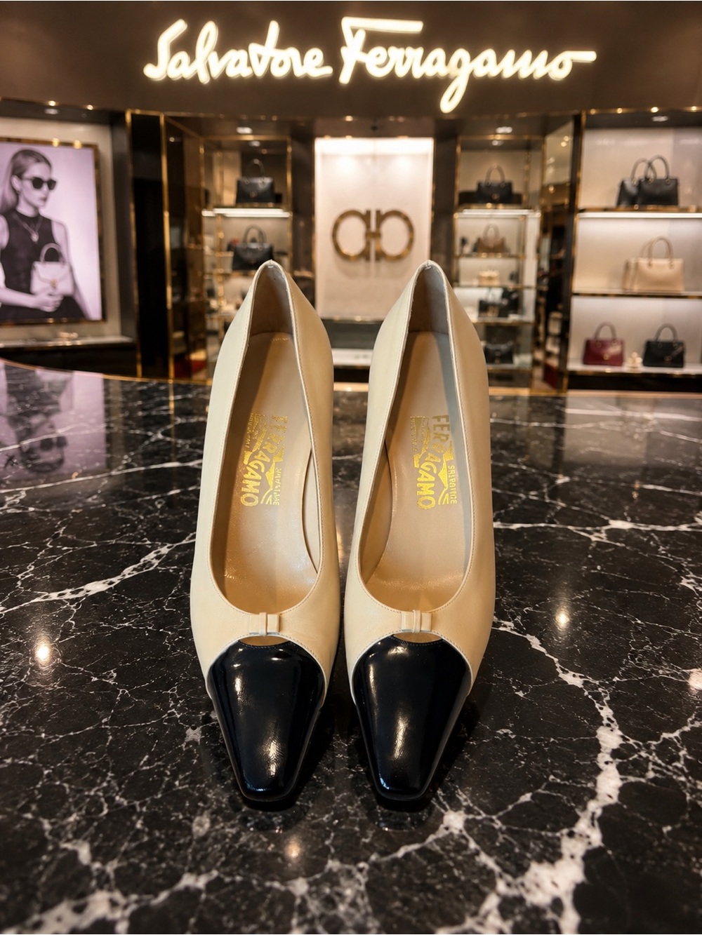 Salvatore Ferragamo Authentic Cream and Black Cap-Toe Pumps GUC Size 10